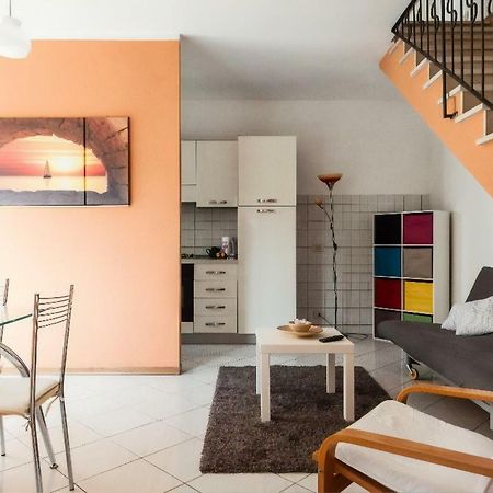 La Casina Gialla Independent House - Near The Walls Lucques Extérieur photo